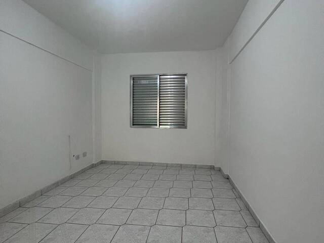 #ECS32 - Apartamento para Venda em Santos - SP