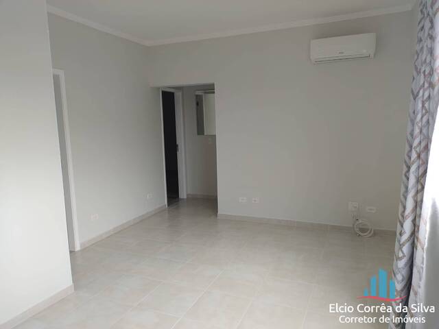 Apartamento para Venda em Santos - 4
