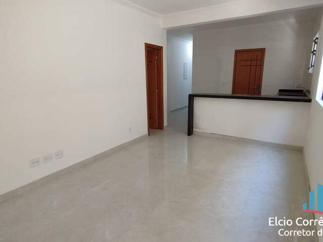 #ECS40 - Casa para Venda em Santos - SP - 2