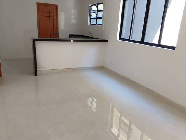 Casa para Venda em Santos - 4