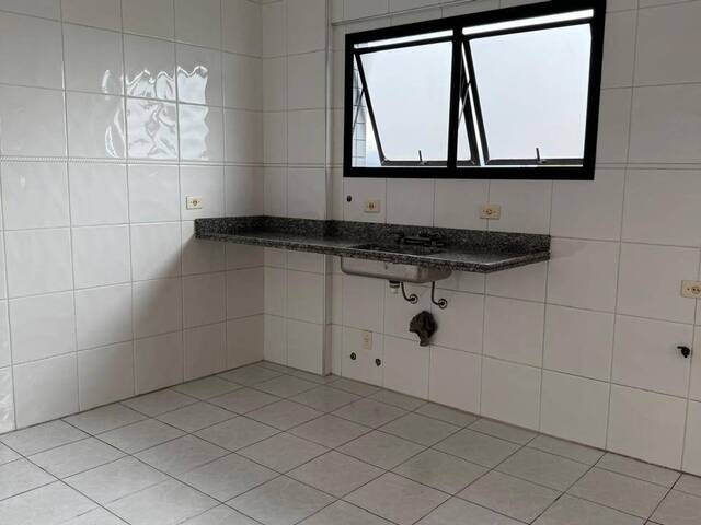 Apartamento para Venda em Santos - 5