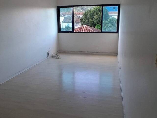 #ECS401 - Apartamento para Venda em Santos - SP - 2