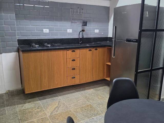 Apartamento para Locação em São Vicente - 4