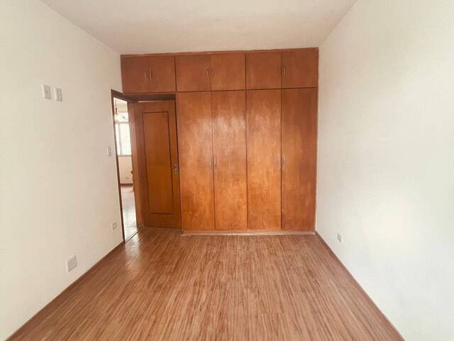 #ECS121 - Apartamento para Venda em Santos - SP