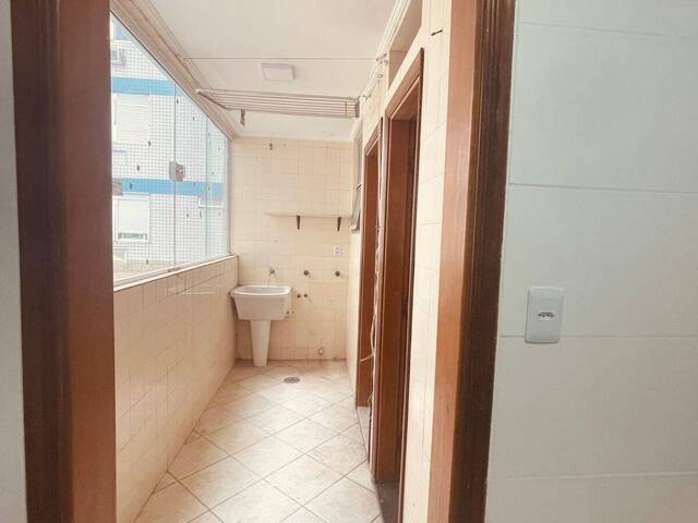 Apartamento para Venda em Santos - 5