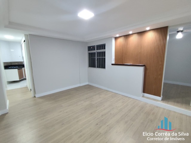 #ECS44 - Apartamento para Venda em Santos - SP