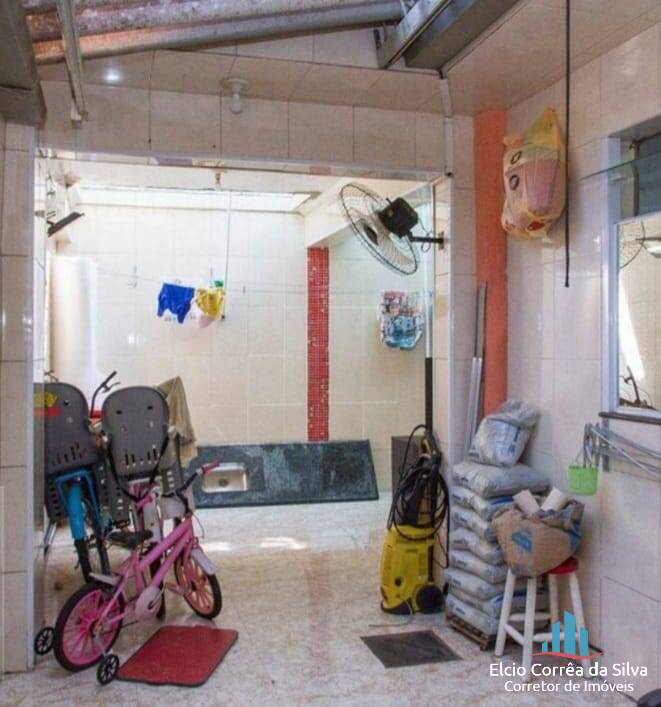 Casa à venda com 3 quartos, 140m² - Foto 11