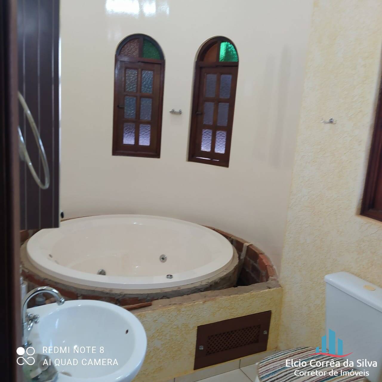 Casa à venda com 5 quartos, 300m² - Foto 31