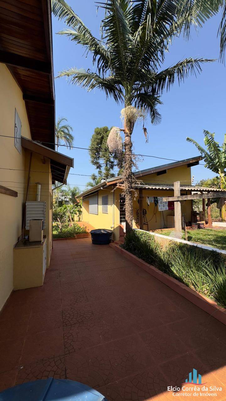 Casa, 3 quartos, 265 m² - Foto 33