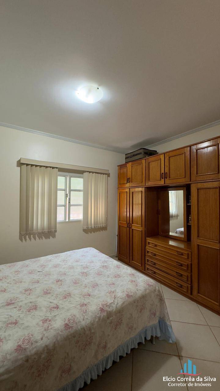 Casa, 3 quartos, 265 m² - Foto 49