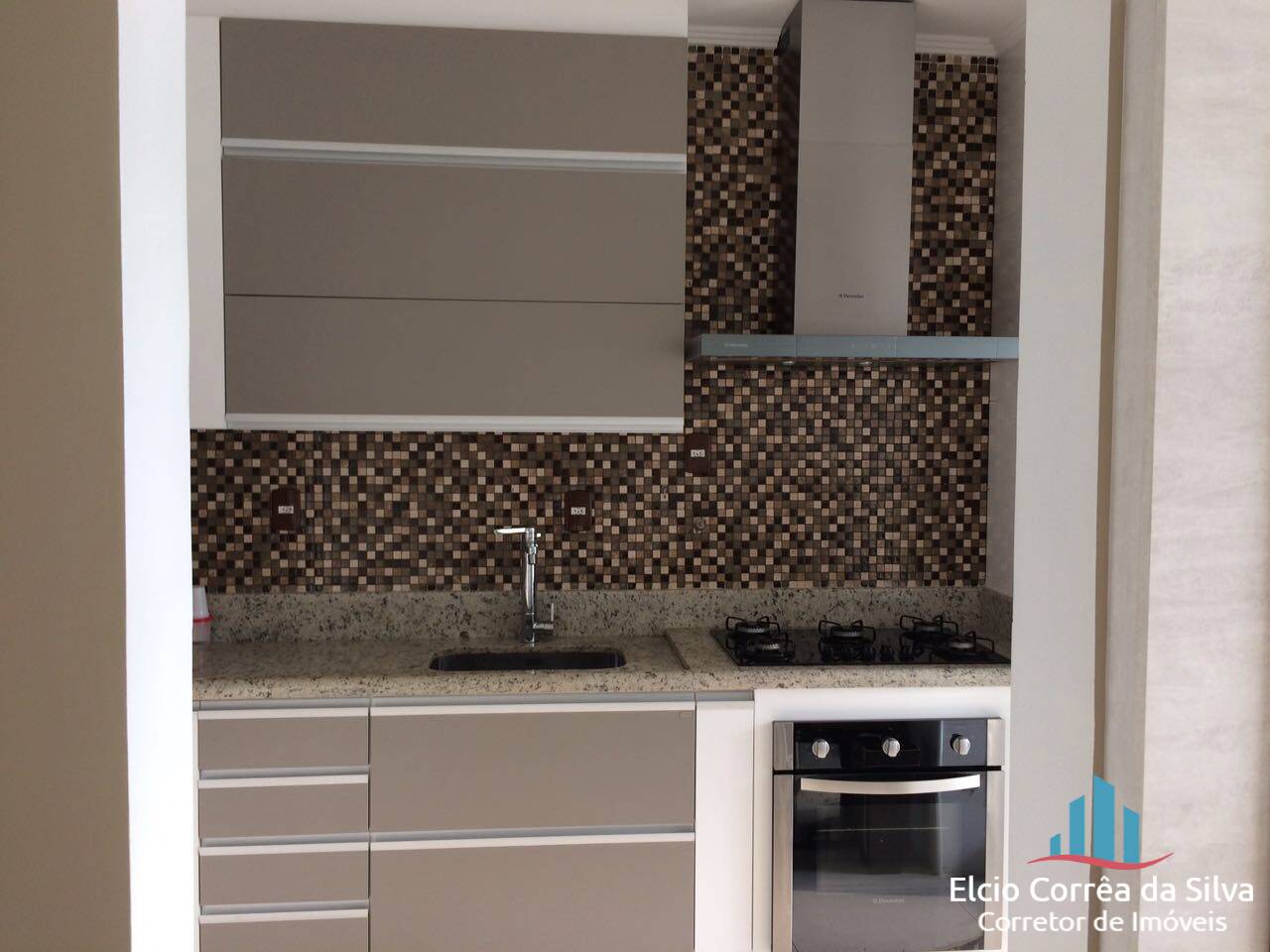 Apartamento para alugar com 2 quartos, 85m² - Foto 24