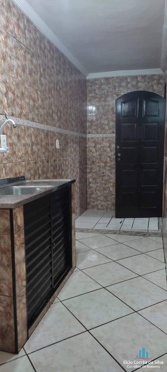 Casa para alugar com 2 quartos, 85m² - Foto 4
