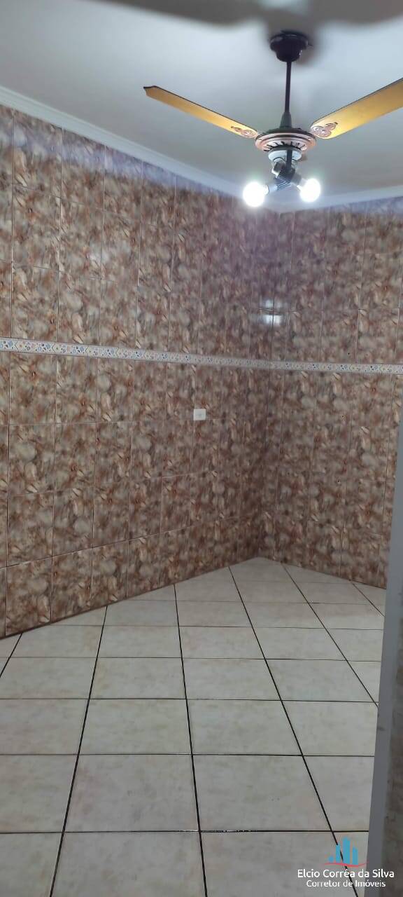 Casa para alugar com 2 quartos, 85m² - Foto 9