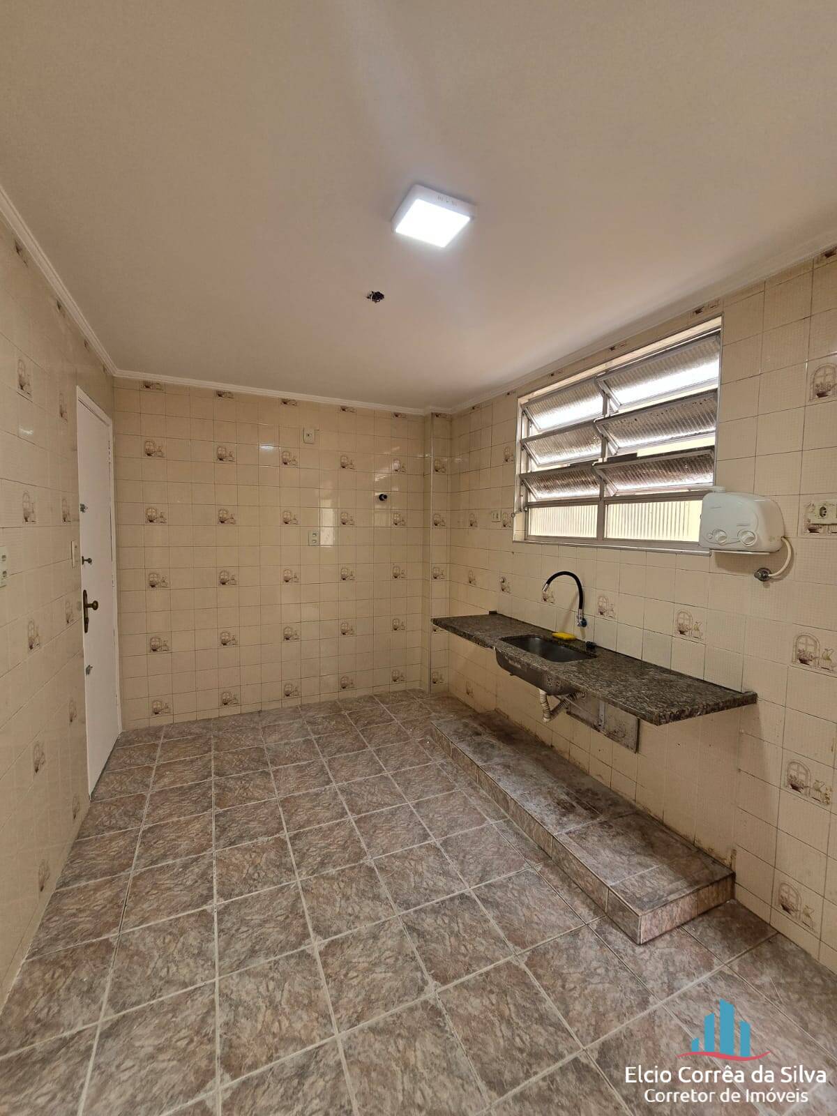 Apartamento para alugar com 3 quartos, 80m² - Foto 5