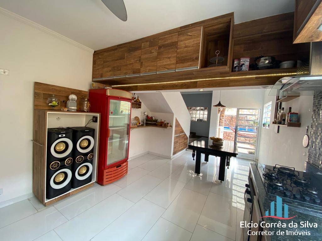 Casa, 2 quartos, 210 m² - Foto 26