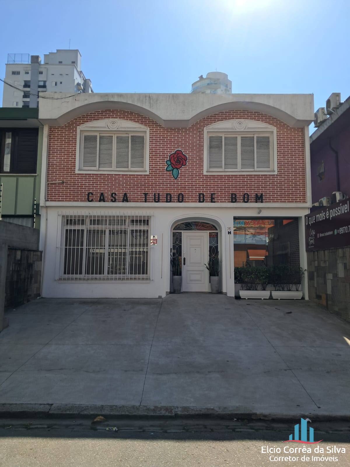 Casa, 4 quartos, 200 m² - Foto 1