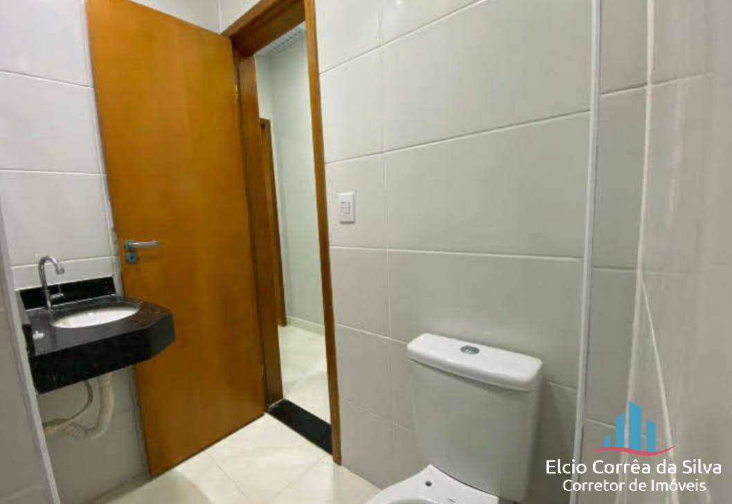 Casa para alugar com 2 quartos, 68m² - Foto 9
