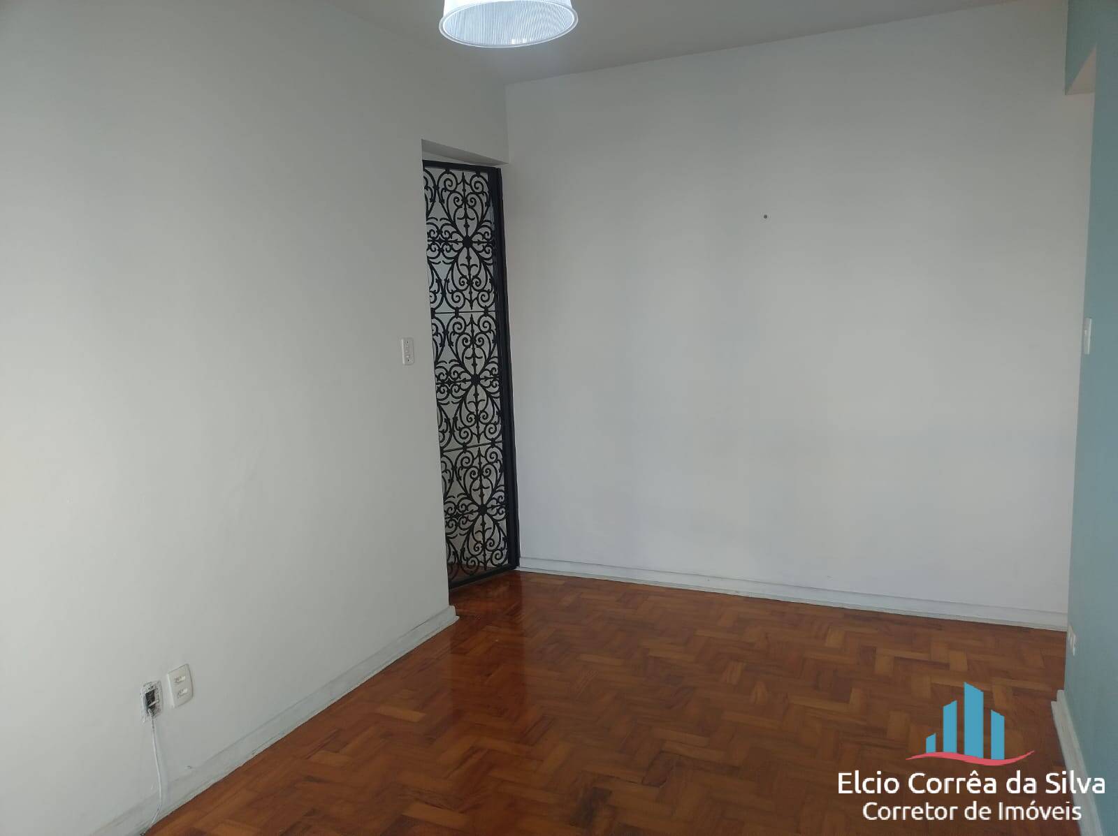 Apartamento para alugar com 2 quartos, 75m² - Foto 1