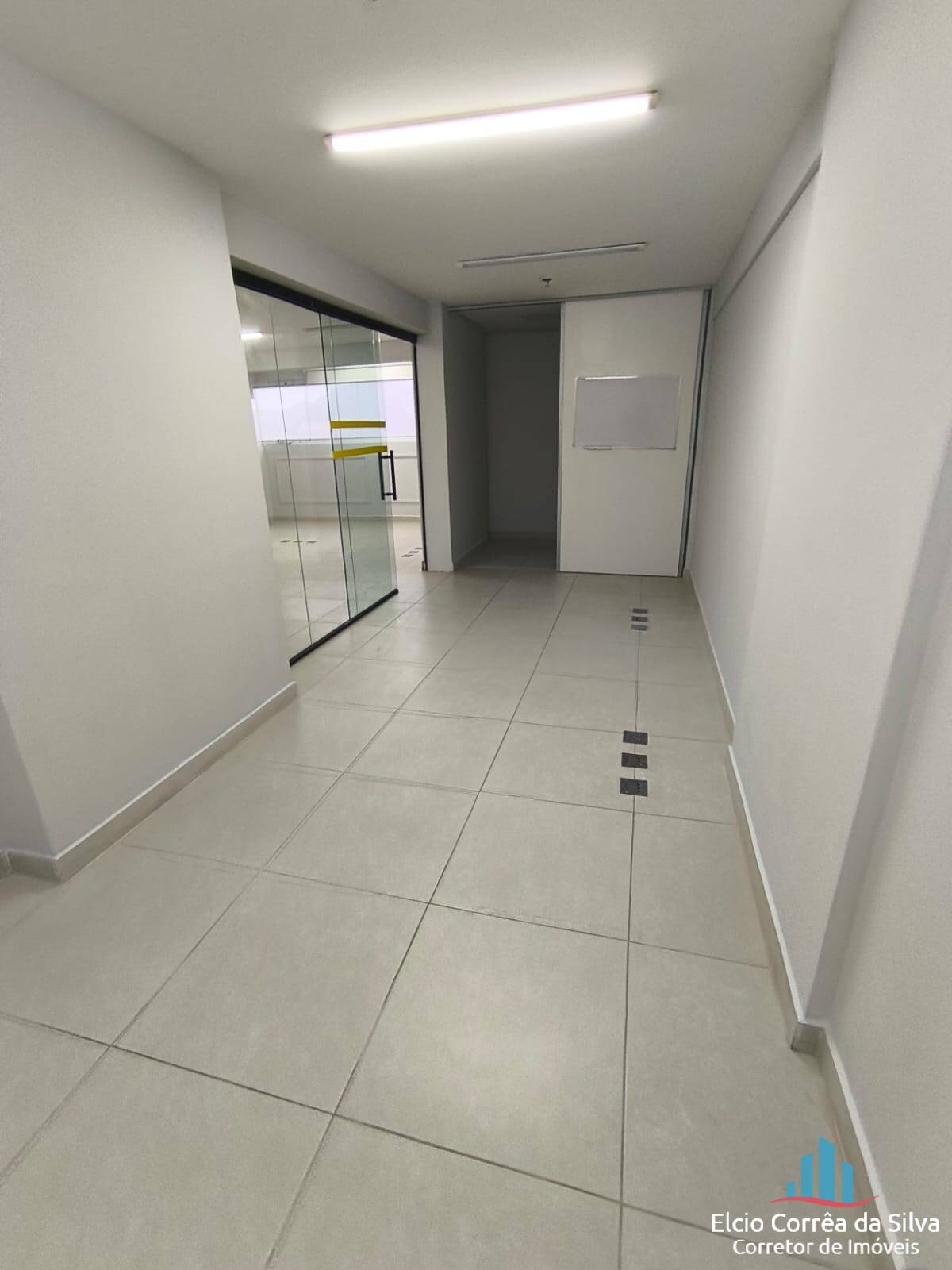 Conjunto Comercial-Sala para alugar, 53m² - Foto 17
