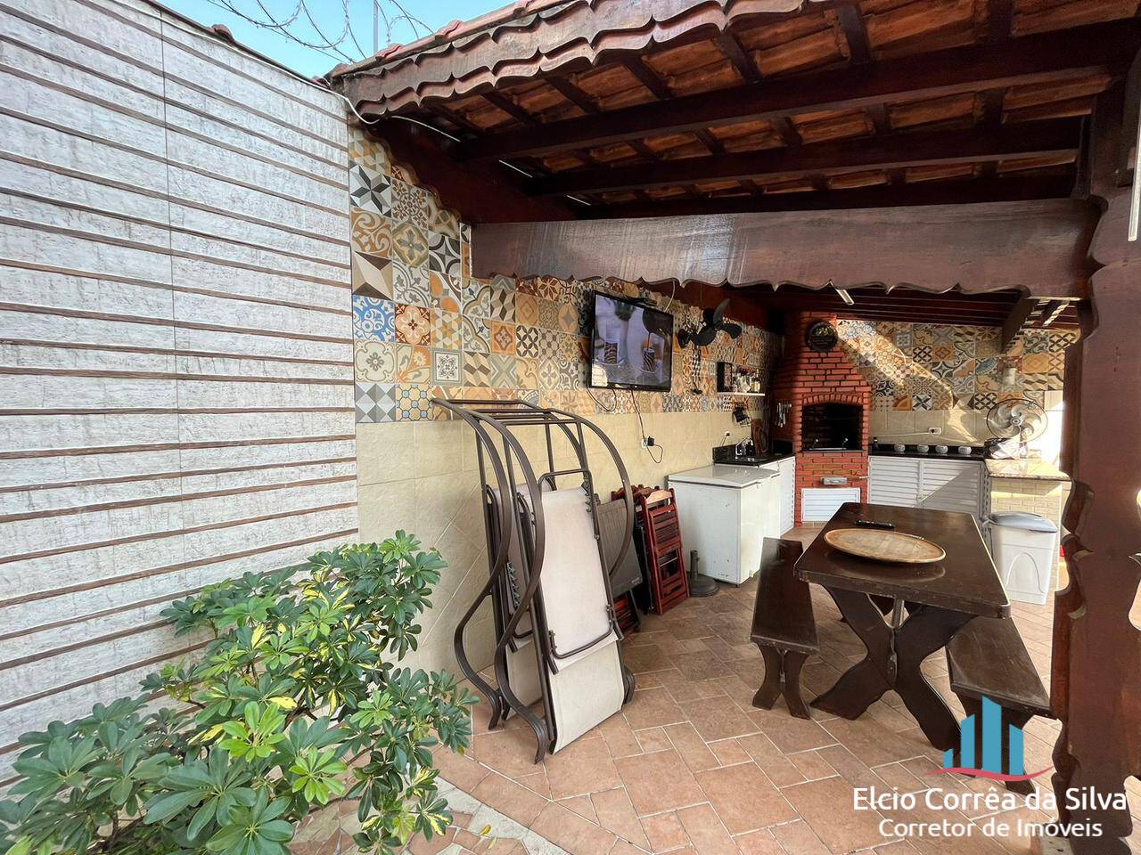 Casa à venda com 4 quartos, 150m² - Foto 16