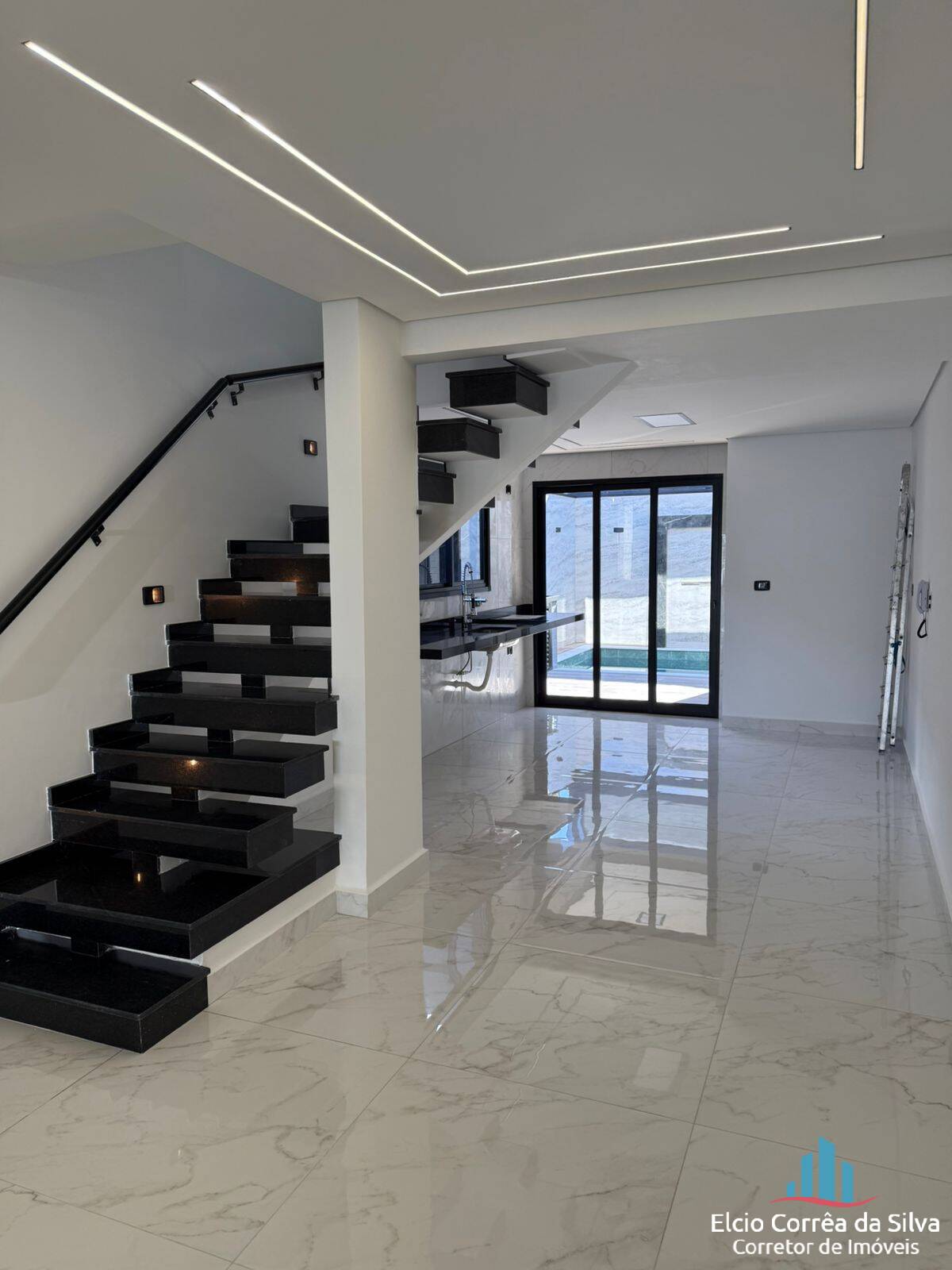 Casa, 4 quartos, 204 m² - Foto 2