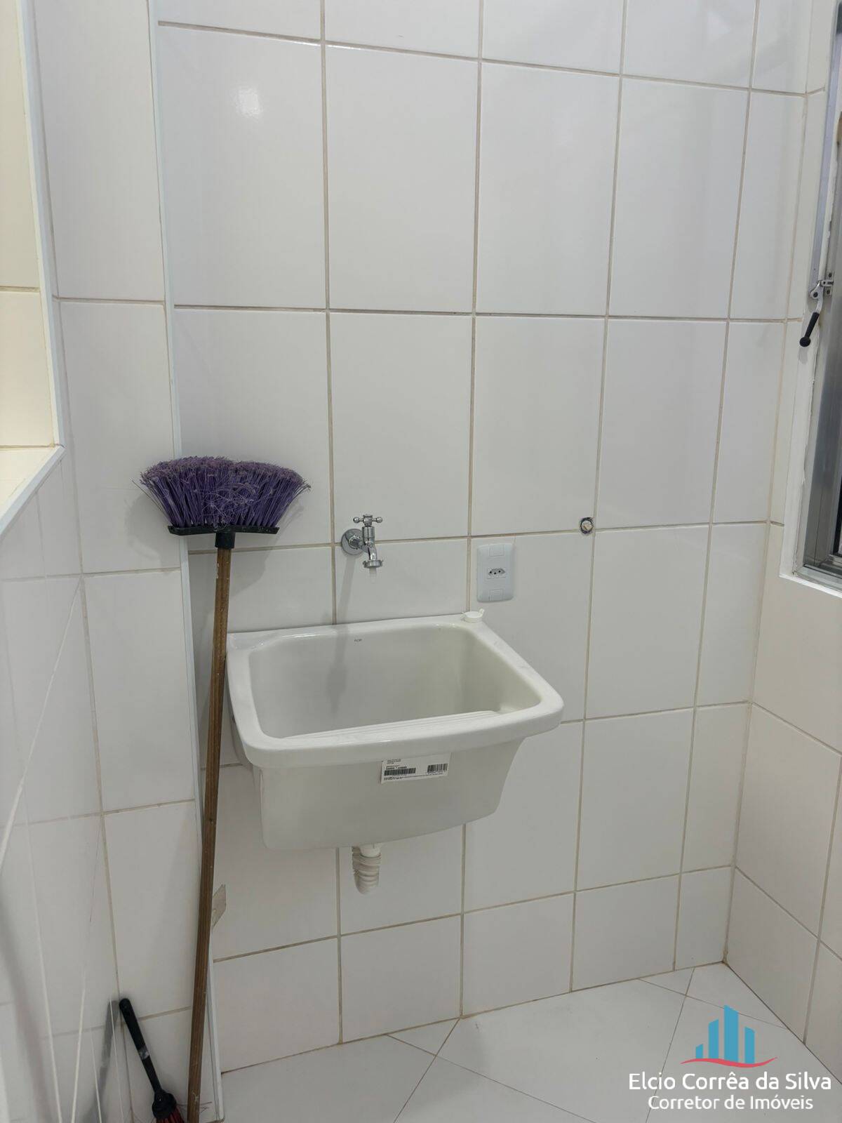 Apartamento à venda com 2 quartos, 70m² - Foto 14