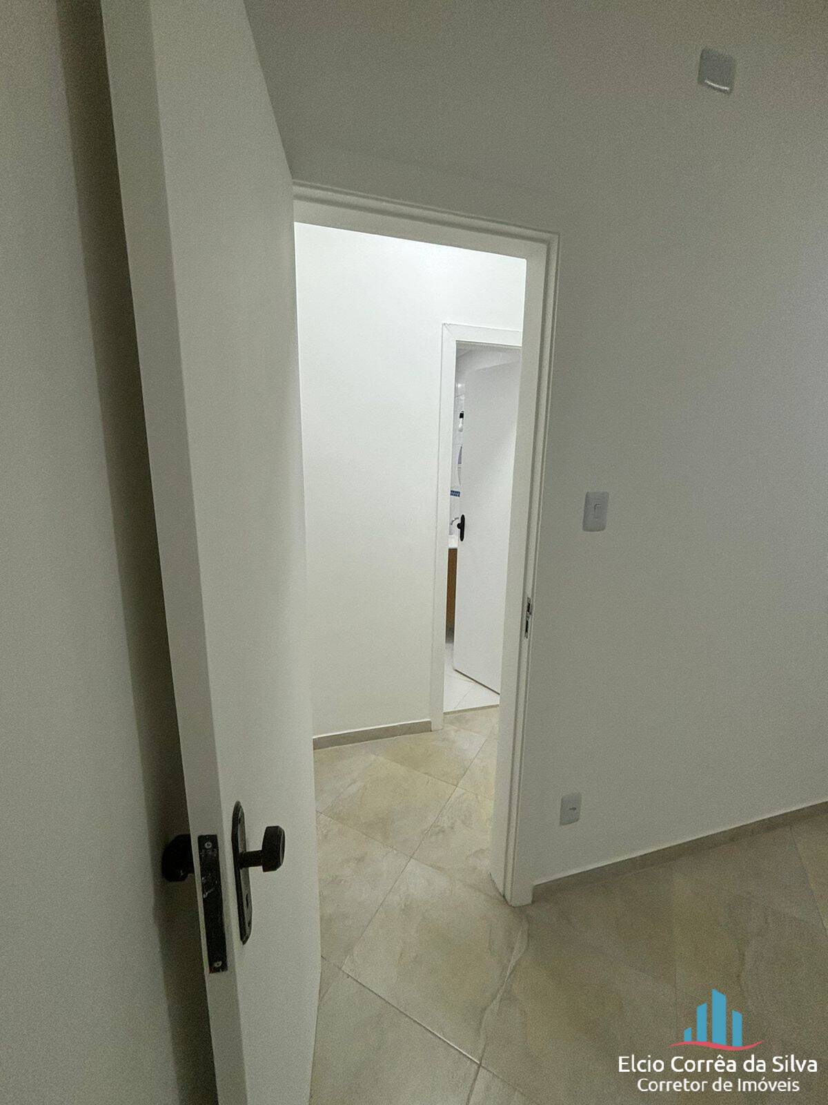 Apartamento à venda com 2 quartos, 70m² - Foto 15
