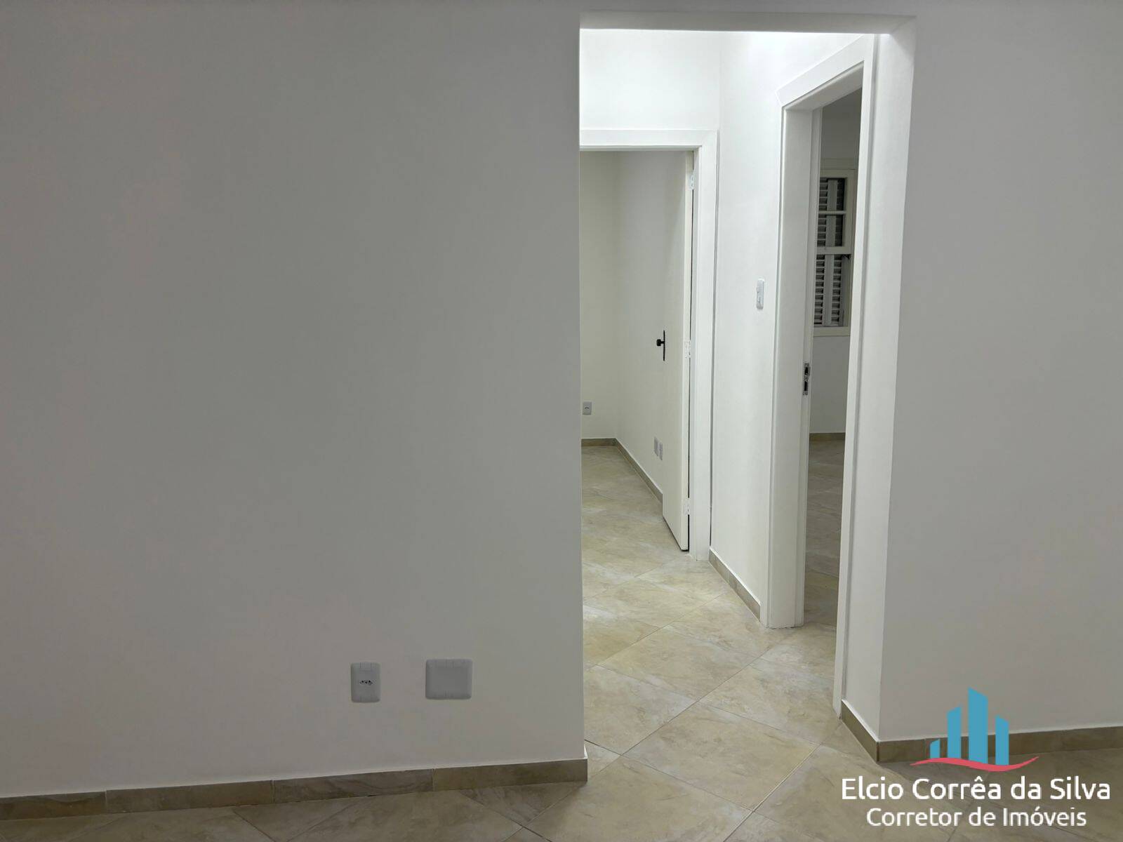 Apartamento à venda com 2 quartos, 70m² - Foto 3