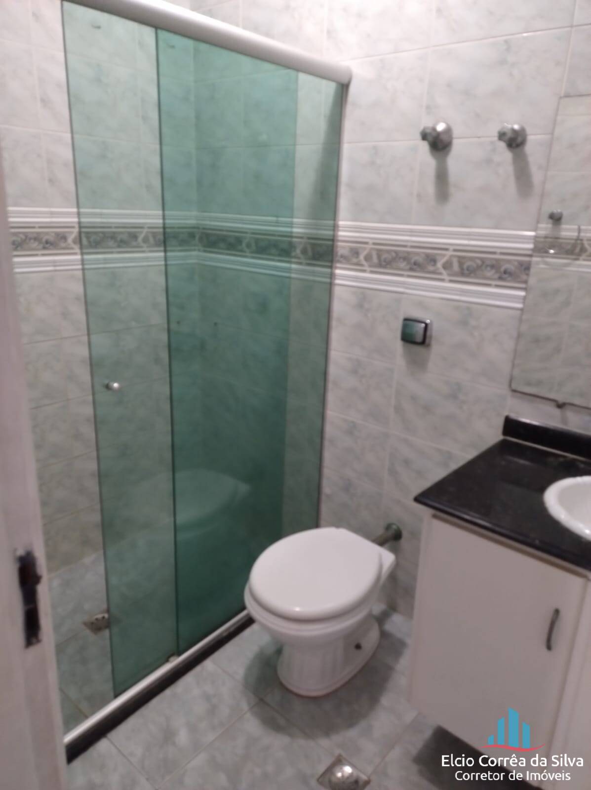 Casa para alugar com 4 quartos, 240m² - Foto 24