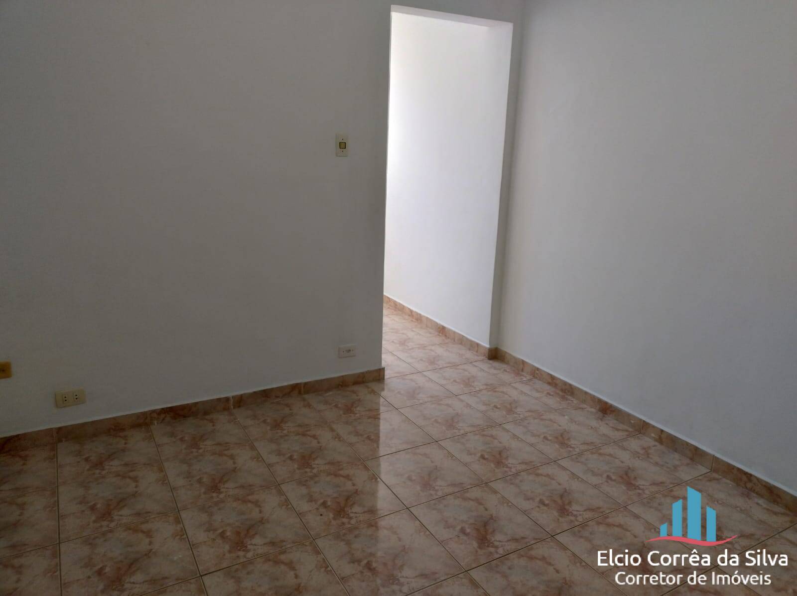 Casa para alugar com 4 quartos, 240m² - Foto 15