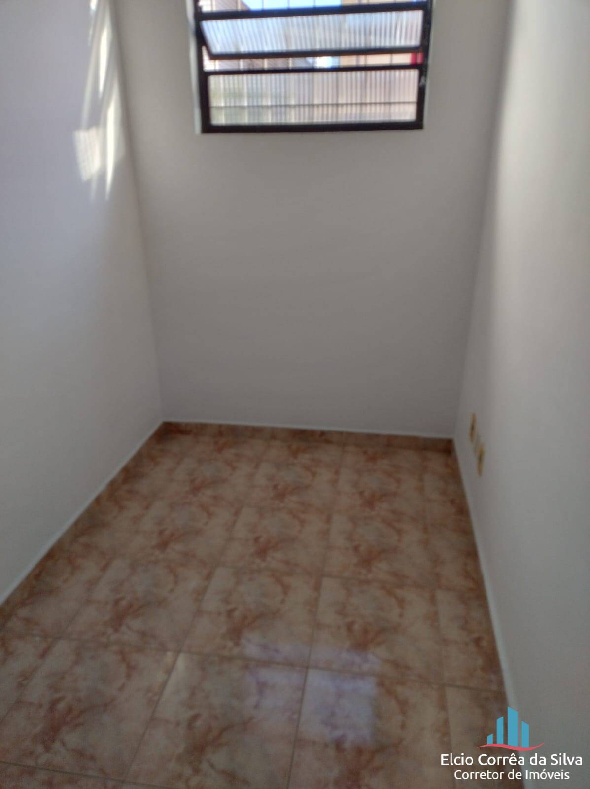 Casa para alugar com 4 quartos, 240m² - Foto 16