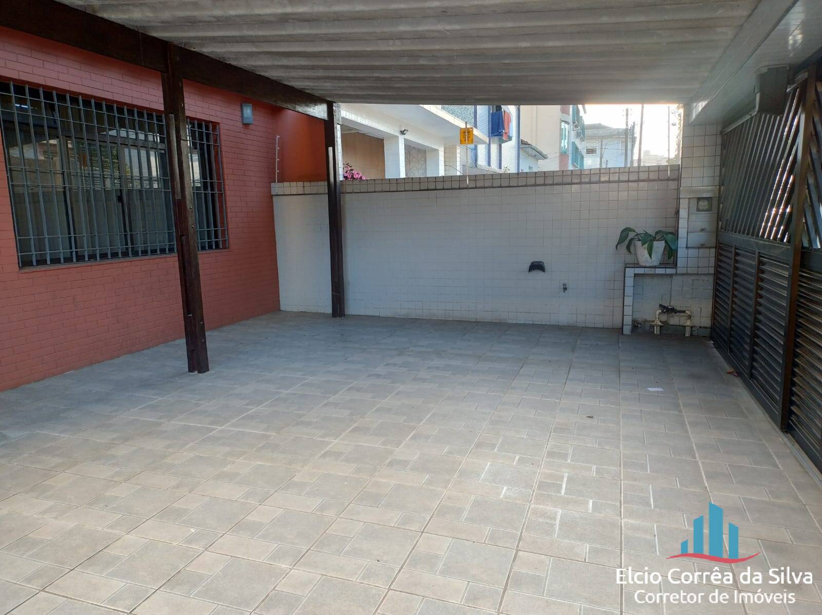 Casa para alugar com 4 quartos, 240m² - Foto 38