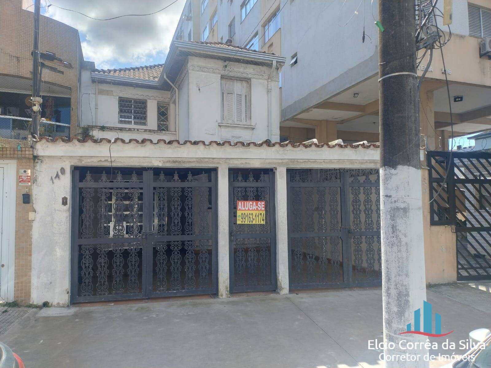 Casa, 6 quartos, 325 m² - Foto 1