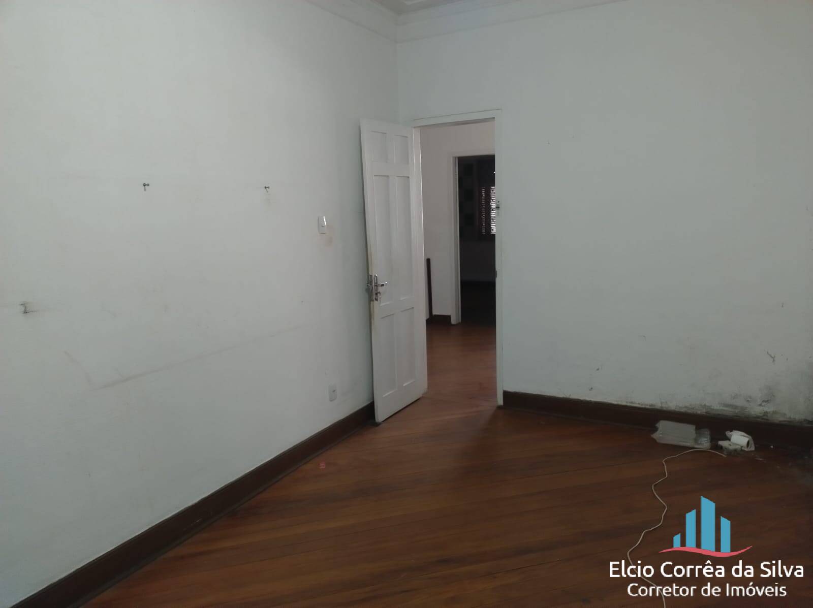 Casa, 6 quartos, 325 m² - Foto 6