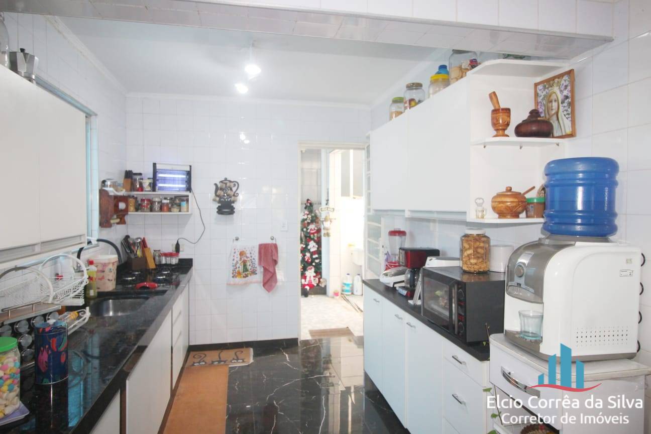 Casa, 3 quartos, 252 m² - Foto 16