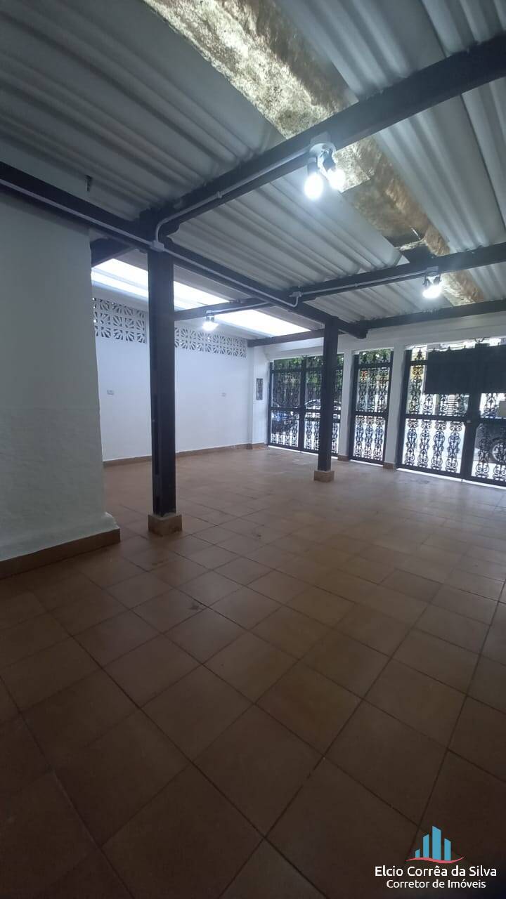 Casa, 6 quartos, 325 m² - Foto 1