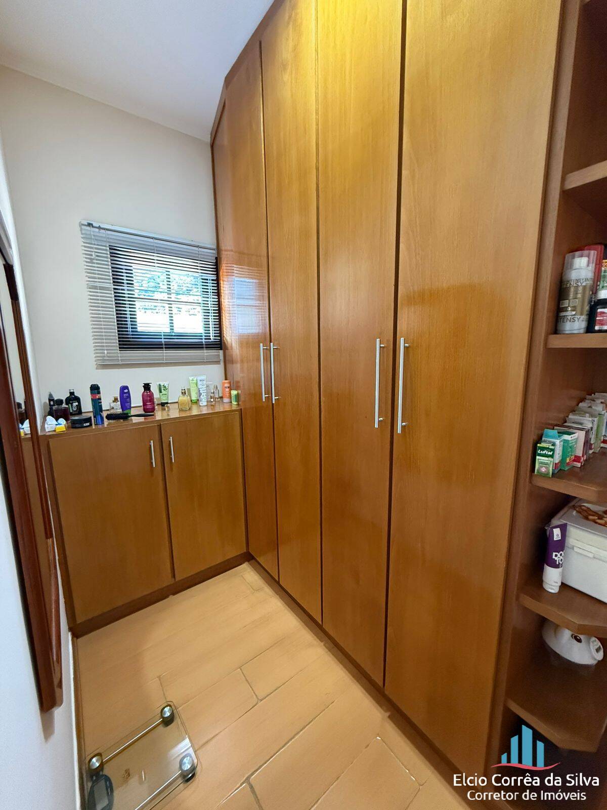 Casa, 4 quartos, 340 m² - Foto 44