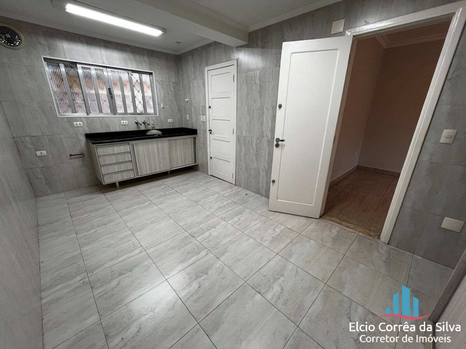 Casa, 3 quartos, 236 m² - Foto 58