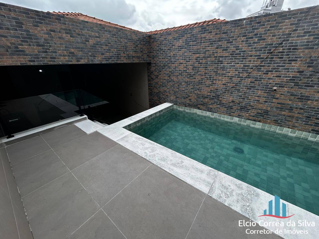 Casa, 3 quartos, 290 m² - Foto 1