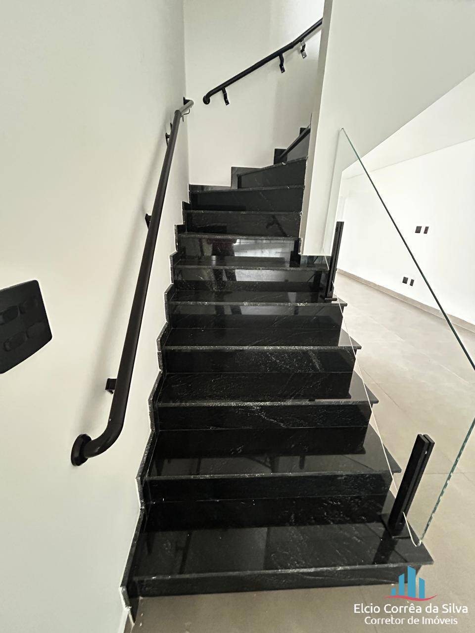 Casa, 3 quartos, 290 m² - Foto 32